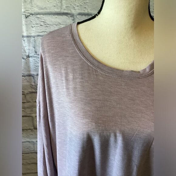 All In Motion - Women’s Plus Light Pink & Gray Long Sleeve Tee - Picture 2 of 5
